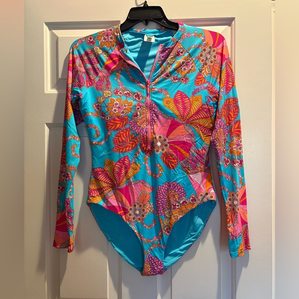 Worn once! Trina Turk Meilani long sleeve rash guard swimsuit